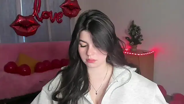 KisaModel online show from February 2026 01:15:02 AM