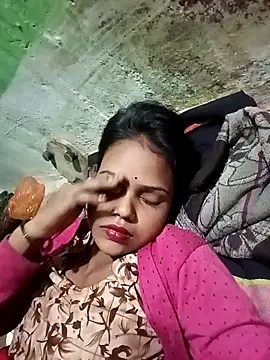 Geetahotx online show from December 2025 06:49:02 PM