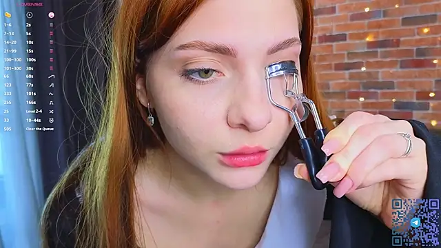 Snapshot of VelvetZephra chatting on April 2026 03:05:01 PM VelvetZephra online show from April 2026 03:05:01 PM