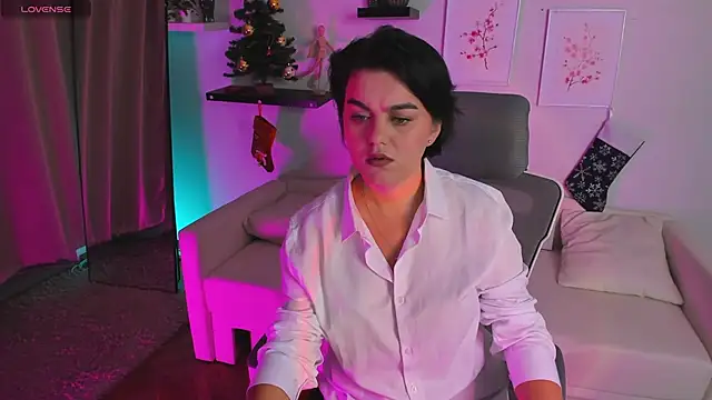 Snapshot of Sofia_Fisher chatting on December 2025 07:24:01 AM Sofia Fisher online show from December 2025 07:24:01 AM