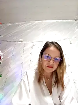 Snapshot of NikkyNatural chatting on December 2025 05:41:01 PM NikkyNatural online show from December 2025 05:41:01 PM