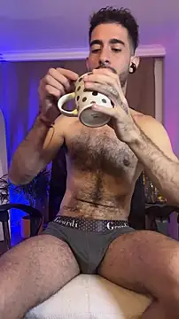 Snapshot of _YOURHERO chatting on January 2026 12:14:02 AM YOURHERO online show from January 2026 12:14:02 AM