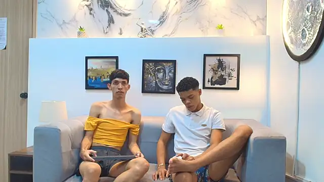 Snapshot of GOOD_BOYS1 chatting on December 2025 01:32:02 AM GOOD BOYS1 online show from December 2025 01:32:02 AM