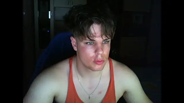 Snapshot of GymGuy0505 chatting on April 2026 08:28:02 PM GymGuy0505 online show from April 2026 08:28:02 PM