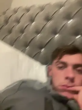 naughty-tyler online show from December 2025 06:45:02 PM