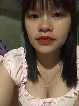 Snapshot of Pege-nii chatting on May 2026 02:44:02 PM Pege-nii online show from May 2026 02:44:02 PM