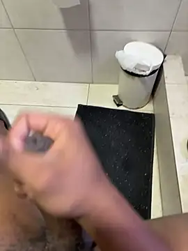 Snapshot of Comeonmyhouse22cm chatting on March 2026 06:03:01 PM Comeonmyhouse22cm online show from March 2026 06:03:01 PM