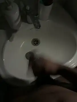 Snapshot of Comeonmyhouse22cm chatting on March 2026 06:46:02 PM Comeonmyhouse22cm online show from March 2026 06:46:02 PM