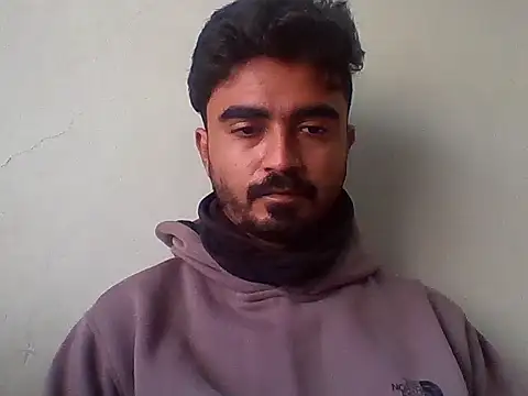 Snapshot of no_one_knows_ chatting on December 2025 05:45:02 AM no one knows online show from December 2025 05:45:02 AM