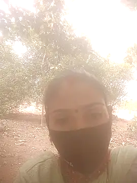 Snapshot of Laxmi9090 chatting on April 2026 08:31:02 AM Laxmi9090 online show from April 2026 08:31:02 AM