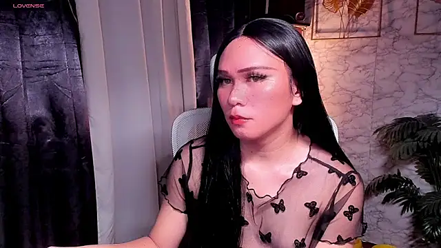 Snapshot of xSweet_Gigi chatting on March 2026 10:35:02 PM xSweet Gigi online show from March 2026 10:35:02 PM