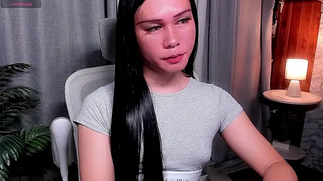 Snapshot of xSweet_Gigi chatting on April 2026 09:34:01 PM xSweet Gigi online show from April 2026 09:34:01 PM