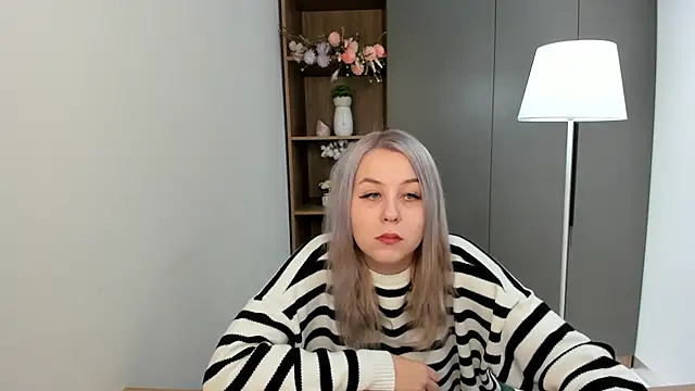 Snapshot of PorshaEicke chatting on December 2025 03:11:02 AM PorshaEicke online show from December 2025 03:11:02 AM