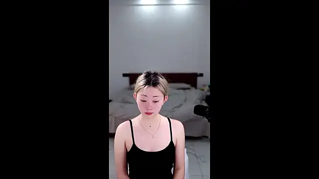 dali83 online show from December 2025 08:20:02 AM