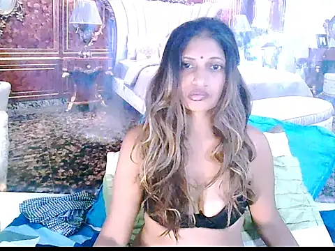 Snapshot of IndianHunnie69 chatting on December 2025 05:44:02 AM IndianHunnie69 online show from December 2025 05:44:02 AM