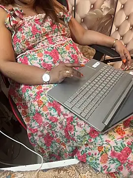 butterflyslay online show from April 2026 01:01:02 PM