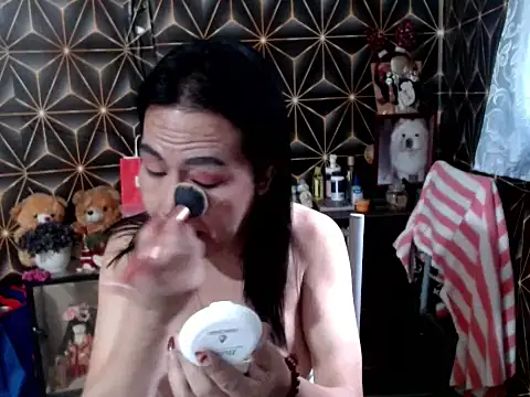 Snapshot of SadisticQueenTS chatting on January 2026 06:17:02 AM SadisticQueenTS online show from January 2026 06:17:02 AM