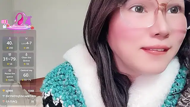 LIQINQIN-77 online show from December 2025 07:53:02 PM