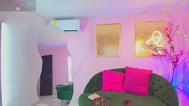 bella moonlight cr online show from January 2026 03:31:02 AM