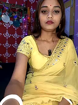 Sweet-priyaa online show from May 2026 09:03:02 AM