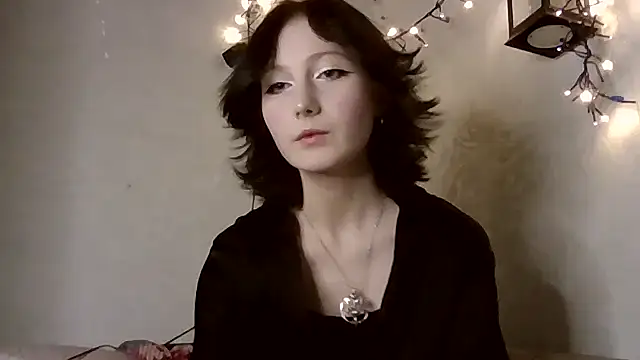 Snapshot of glissada chatting on December 2025 06:01:02 PM glissada online show from December 2025 06:01:02 PM