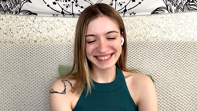 Snapshot of Shining_Robi chatting on April 2026 01:09:02 PM Shining Robi online show from April 2026 01:09:02 PM