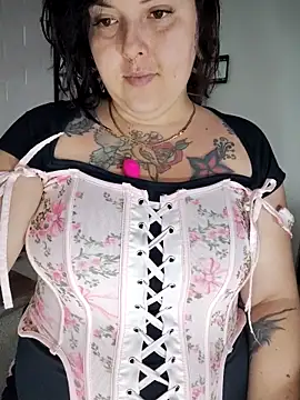 Divine Pouvoir online show from March 2026 08:04:02 PM