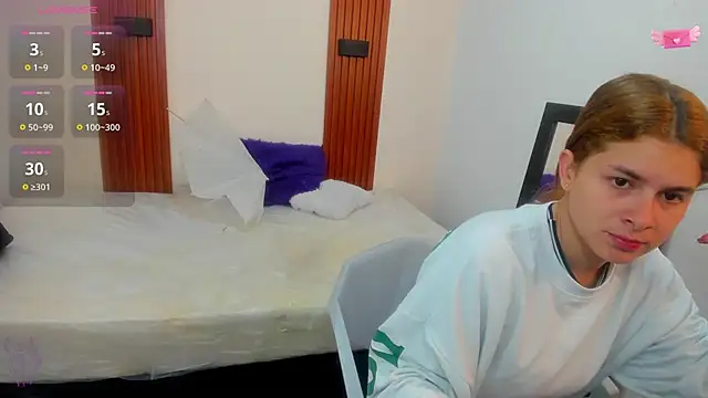 VivianOwen9 online show from January 2026 11:48:02 AM