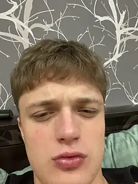 robertkingsize online show from December 2025 03:01:02 AM