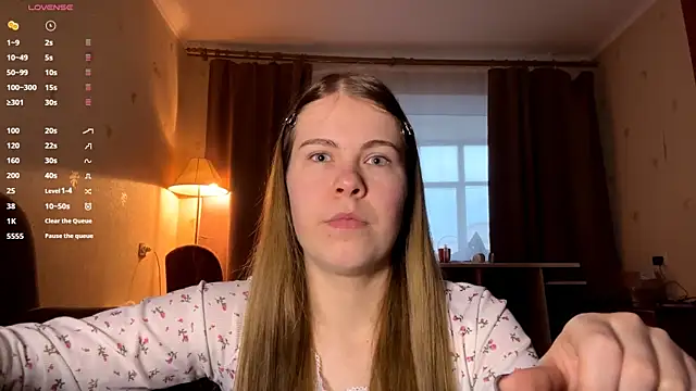 MaevAmy online show from December 2025 01:07:01 PM