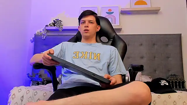 Snapshot of sebastamayo_ chatting on March 2026 05:02:01 AM sebastamayo online show from March 2026 05:02:01 AM