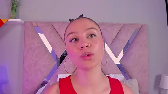 Snapshot of Amelia_Saenz_ chatting on July 2026 03:07:02 PM Amelia Saenz online show from July 2026 03:07:02 PM