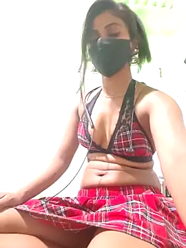 STICKY GIRL online show from February 2026 05:33:01 PM