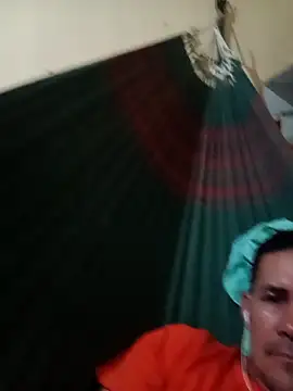 Snapshot of Juven1632 chatting on April 2026 12:44:02 AM Juven1632 online show from April 2026 12:44:02 AM