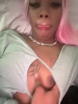 gglloww online show from December 2025 08:04:01 PM