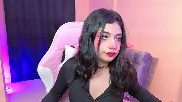 Snapshot of bonnieTaylor1 chatting on December 2025 04:20:03 AM bonnieTaylor1 online show from December 2025 04:20:03 AM