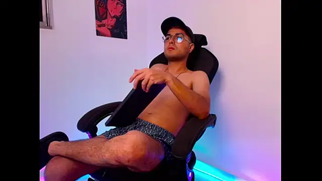 Snapshot of MaverickDrift chatting on December 2025 05:24:02 AM MaverickDrift online show from December 2025 05:24:02 AM