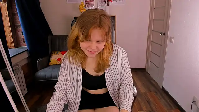 Snapshot of Soft_Flame chatting on April 2026 11:36:01 AM Soft Flame online show from April 2026 11:36:01 AM