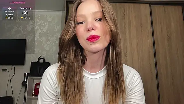 Snapshot of Cara_Sweet1 chatting on April 2026 05:17:01 PM Cara Sweet1 online show from April 2026 05:17:01 PM