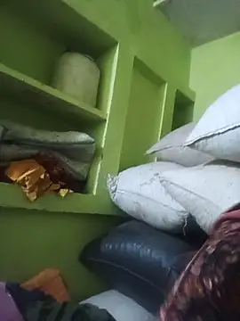 Snapshot of Hotgirlro_AN chatting on December 2025 01:11:02 AM Hotgirlro AN online show from December 2025 01:11:02 AM