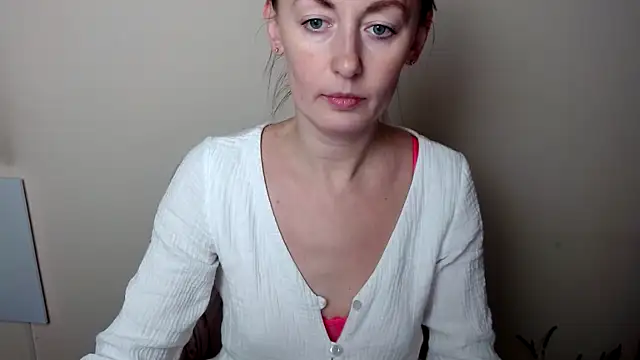 LiaSeass  online show from January 2026 11:56:01 AM