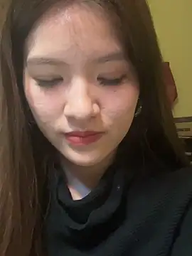 Momochen8839 online show from February 2026 10:24:01 AM