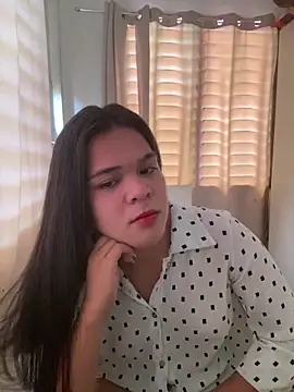 Snapshot of stripyapril chatting on February 2026 04:18:02 AM stripyapril online show from February 2026 04:18:02 AM