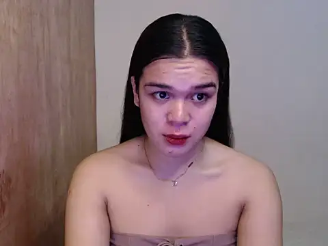 Snapshot of stripyapril chatting on June 2026 11:43:02 AM stripyapril online show from June 2026 11:43:02 AM