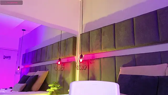 Snapshot of luna_blannco chatting on February 2026 12:56:02 PM luna blannco online show from February 2026 12:56:02 PM