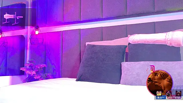 Snapshot of luna_blannco chatting on March 2026 02:55:01 PM luna blannco online show from March 2026 02:55:01 PM