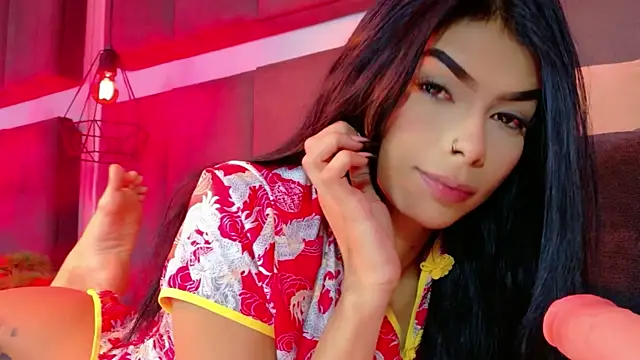 Snapshot of luna_blannco chatting on April 2026 11:15:02 AM luna blannco online show from April 2026 11:15:02 AM