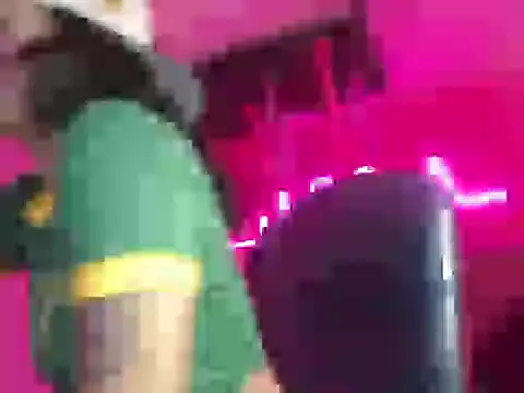 Snapshot of angeles_cute_17 chatting on December 2025 06:58:02 PM angeles cute 17 online show from December 2025 06:58:02 PM