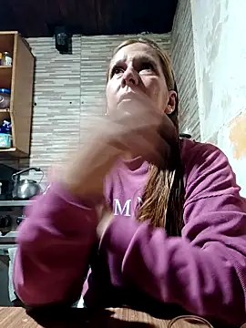 cari75 online show from April 2026 06:46:02 PM