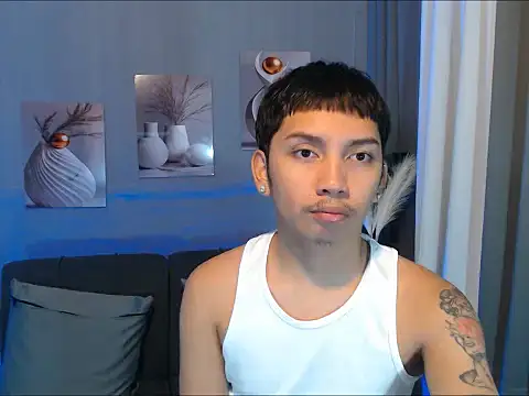 Snapshot of dylan_hardfucker chatting on March 2026 01:47:01 AM dylan hardfucker online show from March 2026 01:47:01 AM